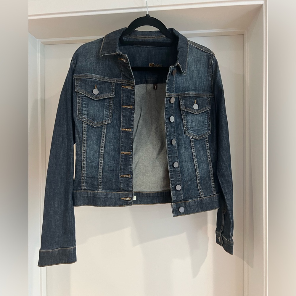 Small Trendy Denim Jacket